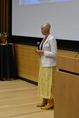 ai-2022-business-pitch-246