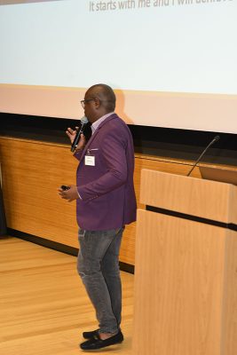 ai-2022-business-pitch-255